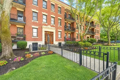 1758 Commonwealth Ave #3