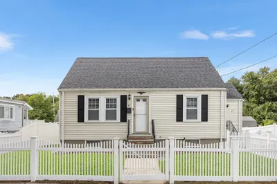 39 Badger Rd