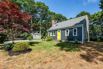 2 Arthur Ct 1