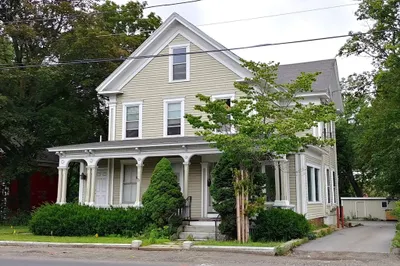 40 East Main St #1R 1