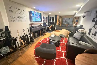 36 Beacon St #1A