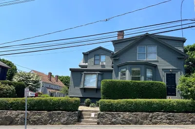 24 Pond Street 1