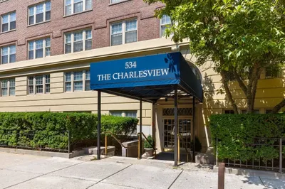 534 Beacon St #201