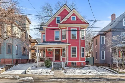 15 Willow Ave
