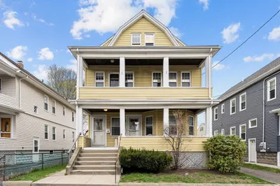 42-44 Burnside St 1
