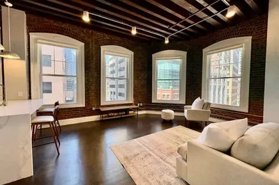 281 Franklin St #503