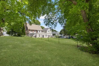576 Fairmount St 1