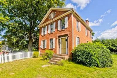 40 Somers Rd 1