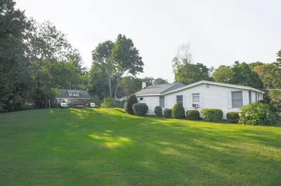 70 Cottage Road 1