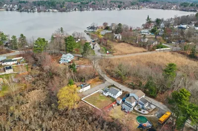 9 Oakridge Avenue 1