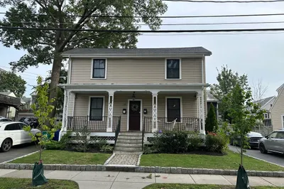 20 Waban St #1