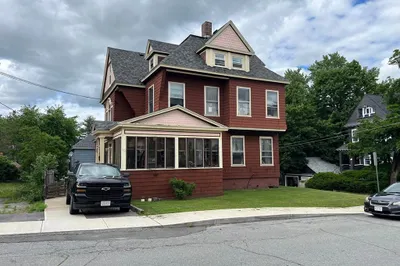 106 Ridge Ave 1