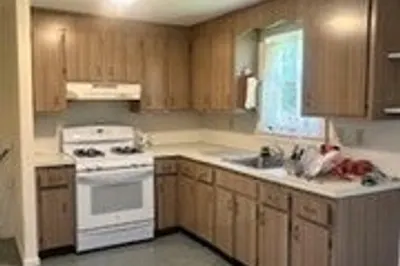 62 Hoover Rd #1 1