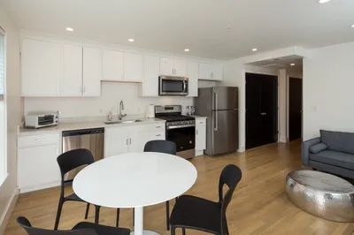 92 Brown St #3