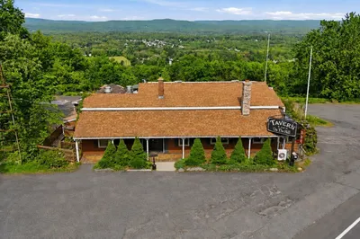 100 Mountain Rd