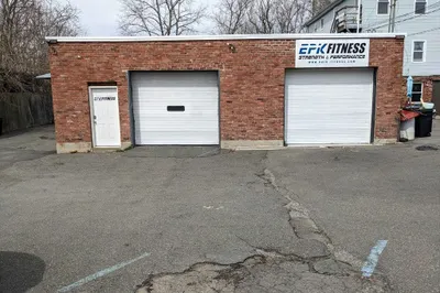 48 N Putnam St 1
