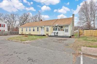 64-66 Farragut St 1
