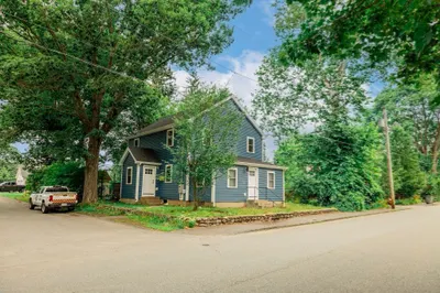 251 Conant St 1