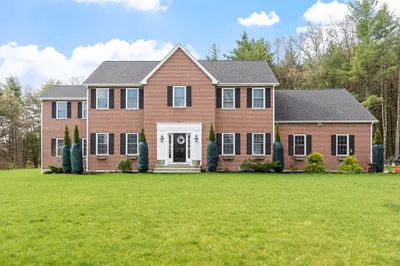324 Old Harvard Rd 1