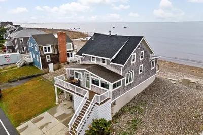 120 Oceanside Dr 1