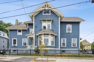 593 Broad Street 1