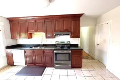 13 Beacon St 1