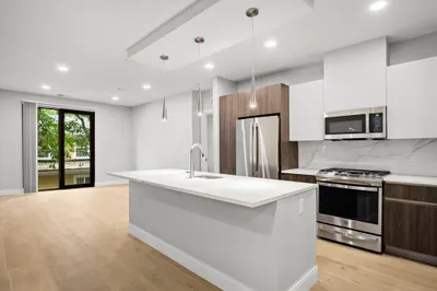 9 Central St #202 1