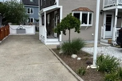 24 Pine Point Rd #24