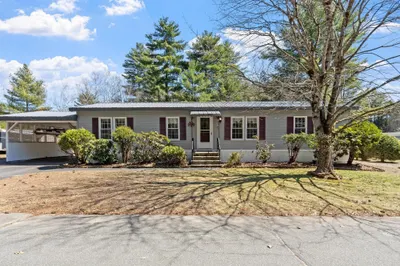 74 Earl Drive 1
