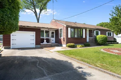 67 Manning St