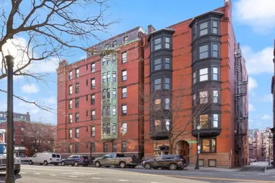 31 Massachusetts Ave #B1