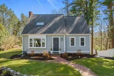 37 Forge Way