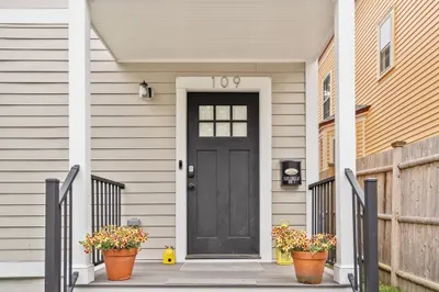 109 Child St #1 1