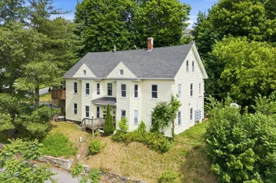 1524 Main St 1