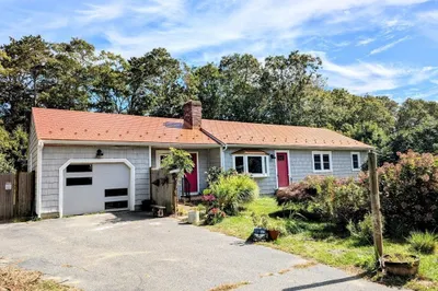 6 Alder Ln