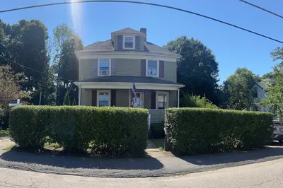 22 Kinsley St 1