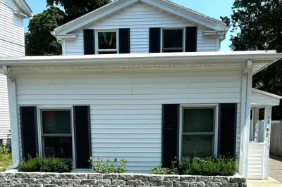 96 Thomas Street #1