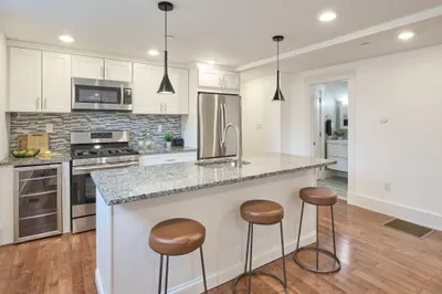 2 Auburn Ave #2 1