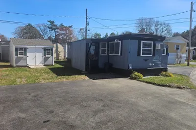 8 Gerald Drive