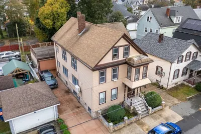 76 Bedford St 1