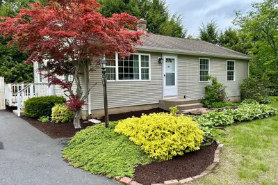 89 Sun Valley Rd 1