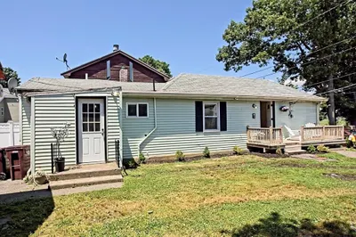 14 Putnam Rd 1