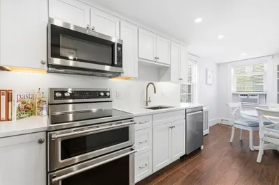 298 Main Street #31 1
