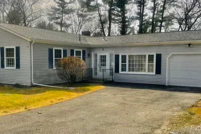 6 Whitford Drive 1