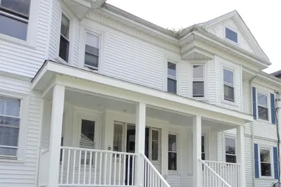 43 Walnut Street #2R 1