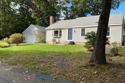5 Candlewood Dr 1