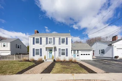 2 Sunset Rd