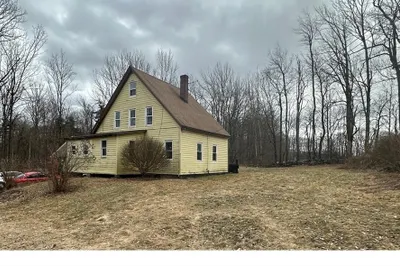 156 Brooks Village Rd 1