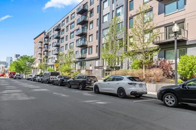45 Lewis St #212