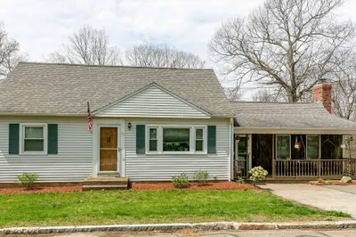15 Sunset Dr